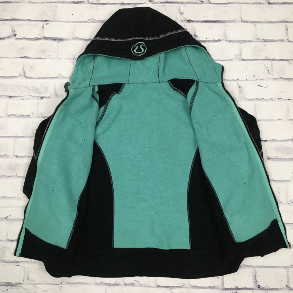 Lululemon Special Edition Cable Knit Scuba Hoodie - Picture 4 of 8